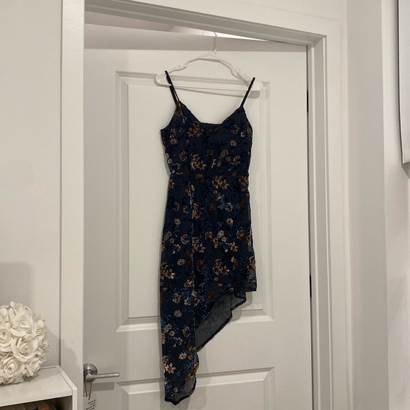 Lulus Dress- Never Worn, Tags Still Attached - Picture 2 of 5